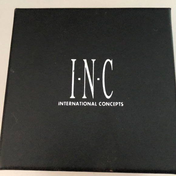 I•N•C Bracelet ! - Picture 2 of 3